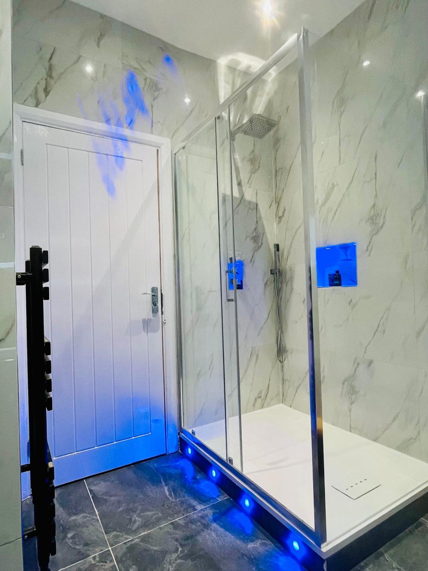 Modern Flat With Garden- 10Min Uber To Harry Potter Studios Watford  Bagian luar foto